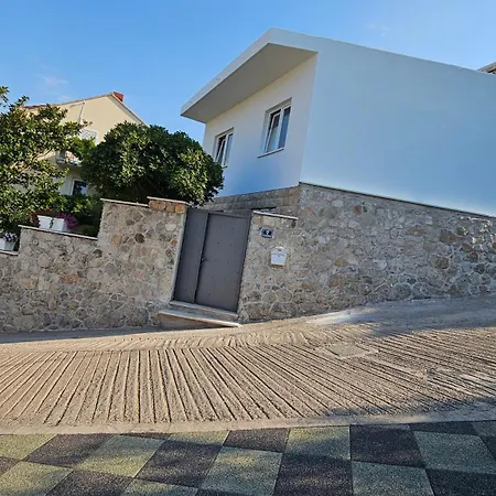 Bojana Apartment *